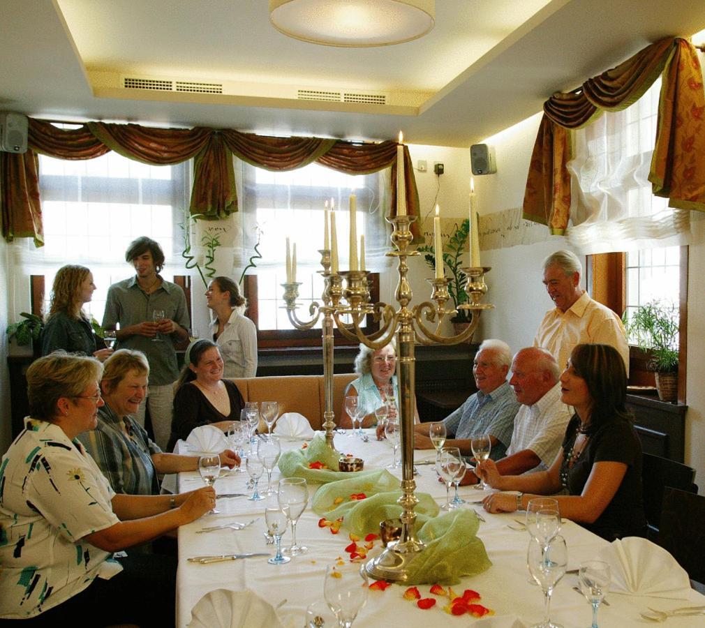 Hotel Restaurant Goldener Engel Heppenheim  المظهر الخارجي الصورة